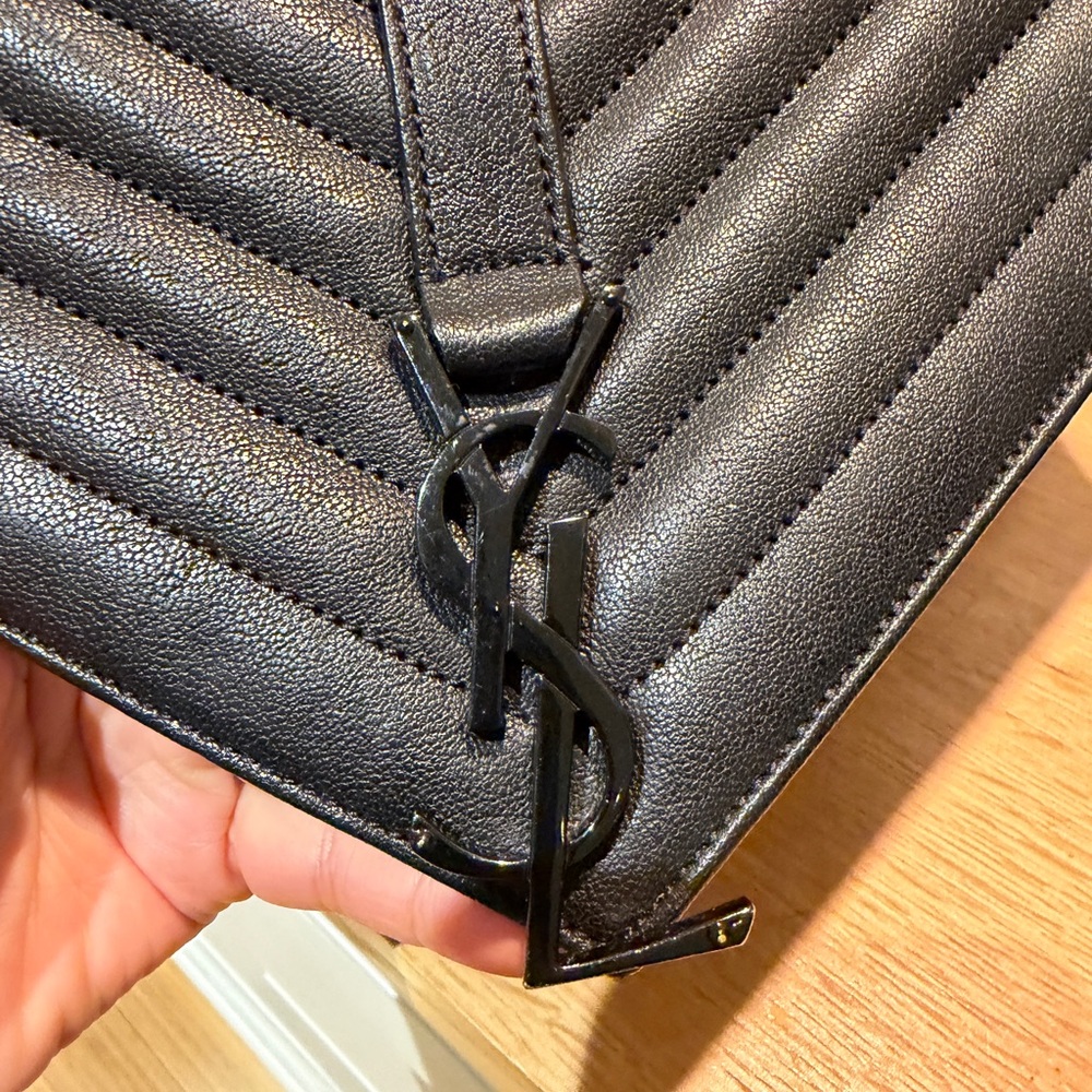 Saint Laurent “College” Large Matelassé Chevron YSL Leather Bag – Black-on-Black - Picture 4 of 14